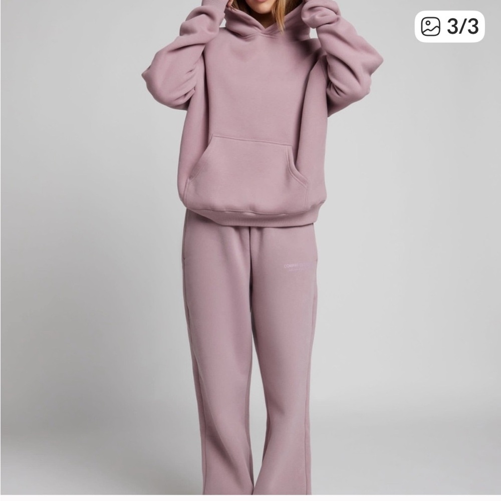 COMFRT Women's Mauve Hoodie - Picture 2 of 3